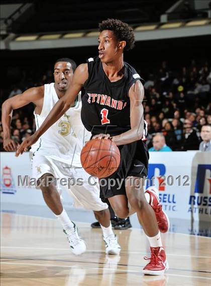 Thumbnail 2 in Etiwanda vs. Long Beach Poly (CIF SS D1AA Semifinal) photogallery.