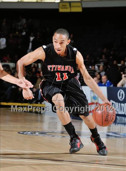 Thumbnail 1 in Etiwanda vs. Long Beach Poly (CIF SS D1AA Semifinal) photogallery.