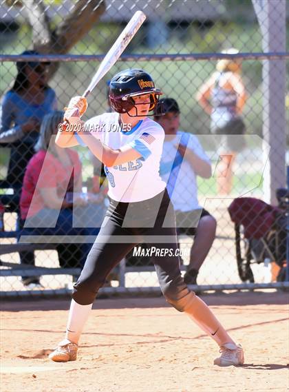 Thumbnail 2 in Desert Christian vs. Horizon Honors (Desert Classic) photogallery.