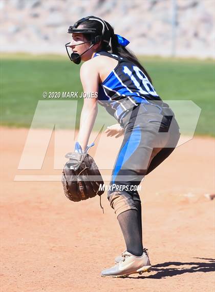 Thumbnail 2 in Desert Christian vs. Horizon Honors (Desert Classic) photogallery.