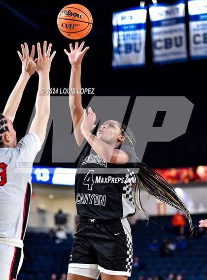 Thumbnail 3 in Sierra Canyon vs. Etiwanda (CIF SS Open DIV Championship) photogallery.