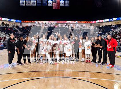 Thumbnail 2 in Sierra Canyon vs. Etiwanda (CIF SS Open DIV Championship) photogallery.