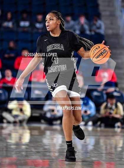 Thumbnail 2 in Sierra Canyon vs. Etiwanda (CIF SS Open DIV Championship) photogallery.