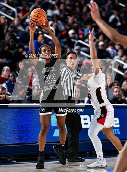 Thumbnail 3 in Sierra Canyon vs. Etiwanda (CIF SS Open DIV Championship) photogallery.