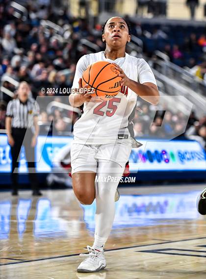 Thumbnail 1 in Sierra Canyon vs. Etiwanda (CIF SS Open DIV Championship) photogallery.
