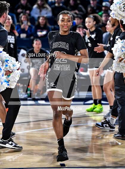 Thumbnail 2 in Sierra Canyon vs. Etiwanda (CIF SS Open DIV Championship) photogallery.