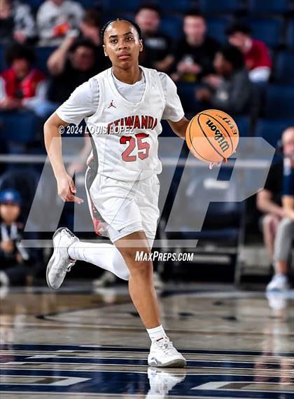 Thumbnail 1 in Sierra Canyon vs. Etiwanda (CIF SS Open DIV Championship) photogallery.