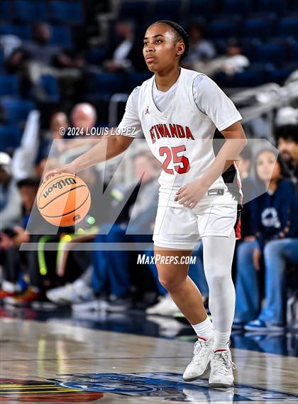 Thumbnail 3 in Sierra Canyon vs. Etiwanda (CIF SS Open DIV Championship) photogallery.