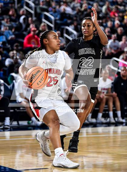 Thumbnail 1 in Sierra Canyon vs. Etiwanda (CIF SS Open DIV Championship) photogallery.