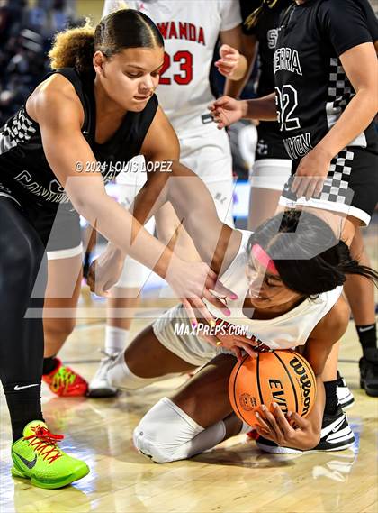 Thumbnail 2 in Sierra Canyon vs. Etiwanda (CIF SS Open DIV Championship) photogallery.