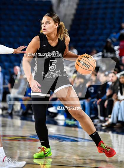 Thumbnail 2 in Sierra Canyon vs. Etiwanda (CIF SS Open DIV Championship) photogallery.