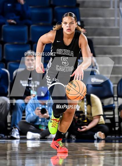 Thumbnail 1 in Sierra Canyon vs. Etiwanda (CIF SS Open DIV Championship) photogallery.