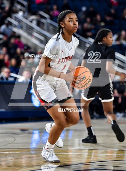 Thumbnail 1 in Sierra Canyon vs. Etiwanda (CIF SS Open DIV Championship) photogallery.