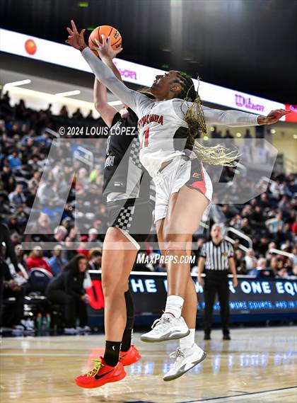 Thumbnail 2 in Sierra Canyon vs. Etiwanda (CIF SS Open DIV Championship) photogallery.