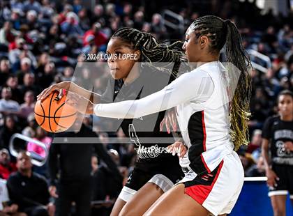 Thumbnail 3 in Sierra Canyon vs. Etiwanda (CIF SS Open DIV Championship) photogallery.