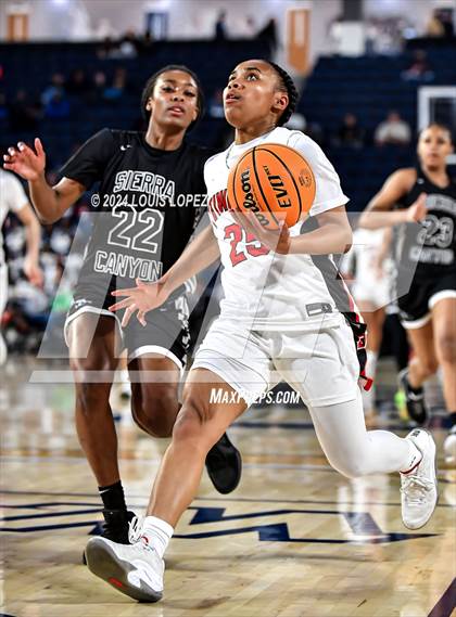 Thumbnail 1 in Sierra Canyon vs. Etiwanda (CIF SS Open DIV Championship) photogallery.