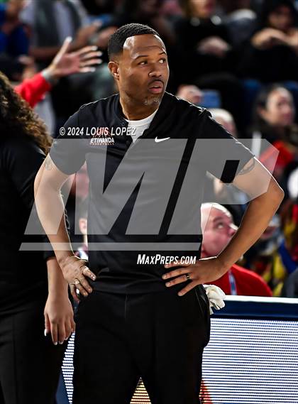 Thumbnail 3 in Sierra Canyon vs. Etiwanda (CIF SS Open DIV Championship) photogallery.