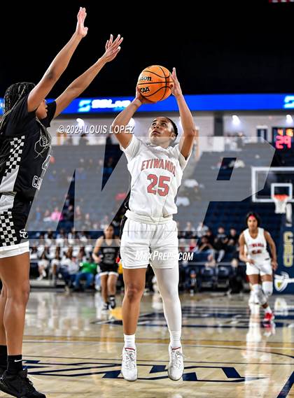 Thumbnail 1 in Sierra Canyon vs. Etiwanda (CIF SS Open DIV Championship) photogallery.