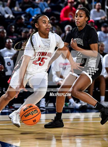 Thumbnail 1 in Sierra Canyon vs. Etiwanda (CIF SS Open DIV Championship) photogallery.