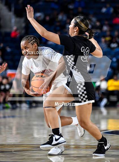 Thumbnail 3 in Sierra Canyon vs. Etiwanda (CIF SS Open DIV Championship) photogallery.