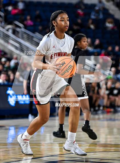 Thumbnail 2 in Sierra Canyon vs. Etiwanda (CIF SS Open DIV Championship) photogallery.