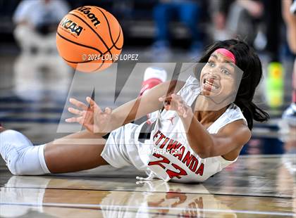 Thumbnail 2 in Sierra Canyon vs. Etiwanda (CIF SS Open DIV Championship) photogallery.