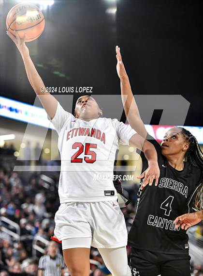 Thumbnail 1 in Sierra Canyon vs. Etiwanda (CIF SS Open DIV Championship) photogallery.