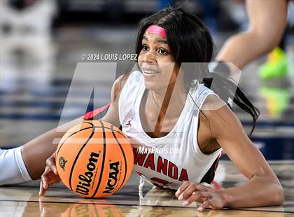 Thumbnail 2 in Sierra Canyon vs. Etiwanda (CIF SS Open DIV Championship) photogallery.
