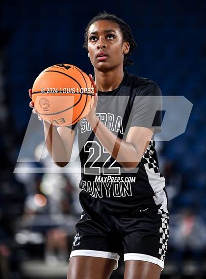 Thumbnail 1 in Sierra Canyon vs. Etiwanda (CIF SS Open DIV Championship) photogallery.