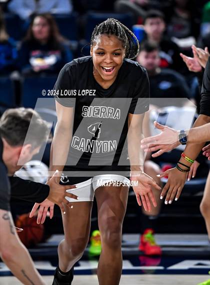 Thumbnail 1 in Sierra Canyon vs. Etiwanda (CIF SS Open DIV Championship) photogallery.