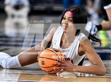 Thumbnail 3 in Sierra Canyon vs. Etiwanda (CIF SS Open DIV Championship) photogallery.