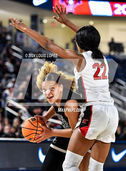 Thumbnail 2 in Sierra Canyon vs. Etiwanda (CIF SS Open DIV Championship) photogallery.