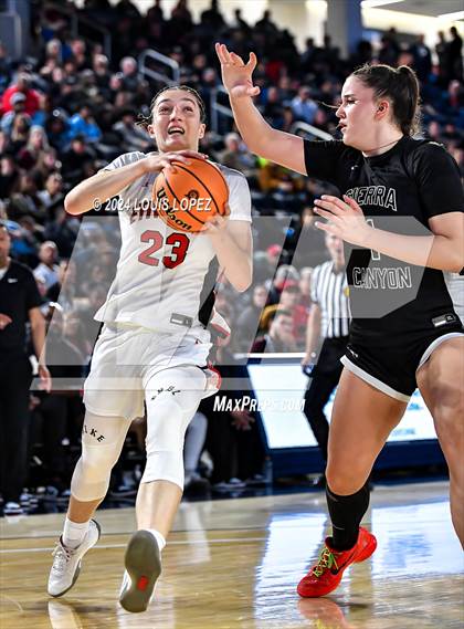 Thumbnail 2 in Sierra Canyon vs. Etiwanda (CIF SS Open DIV Championship) photogallery.