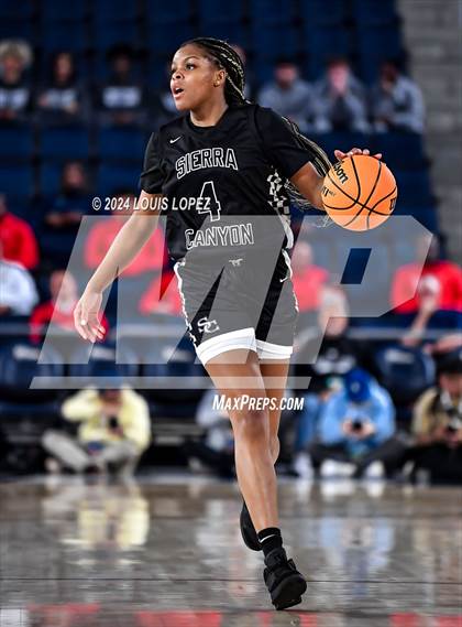 Thumbnail 1 in Sierra Canyon vs. Etiwanda (CIF SS Open DIV Championship) photogallery.