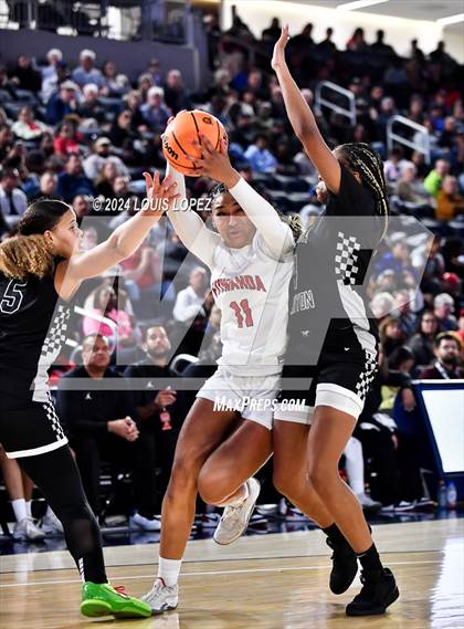 Thumbnail 2 in Sierra Canyon vs. Etiwanda (CIF SS Open DIV Championship) photogallery.