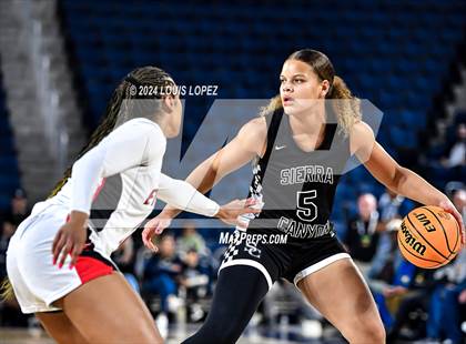 Thumbnail 1 in Sierra Canyon vs. Etiwanda (CIF SS Open DIV Championship) photogallery.