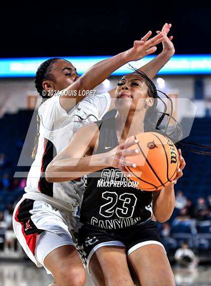 Thumbnail 2 in Sierra Canyon vs. Etiwanda (CIF SS Open DIV Championship) photogallery.