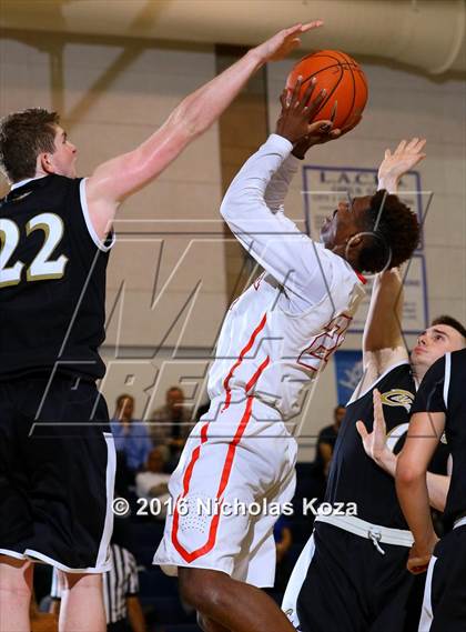 Thumbnail 1 in Serra vs. Calabasas (MLK Day Showdown) photogallery.