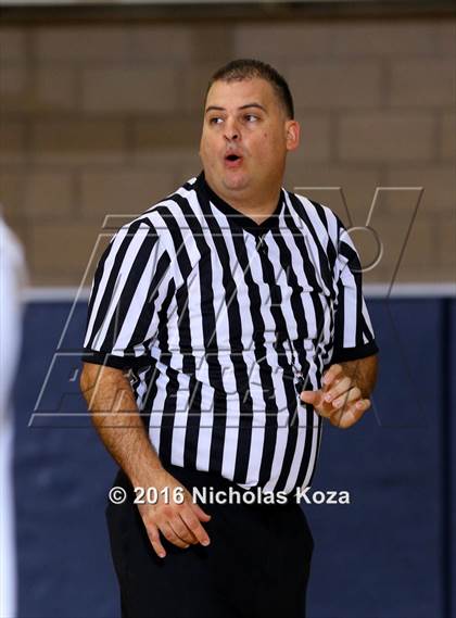 Thumbnail 2 in Serra vs. Calabasas (MLK Day Showdown) photogallery.