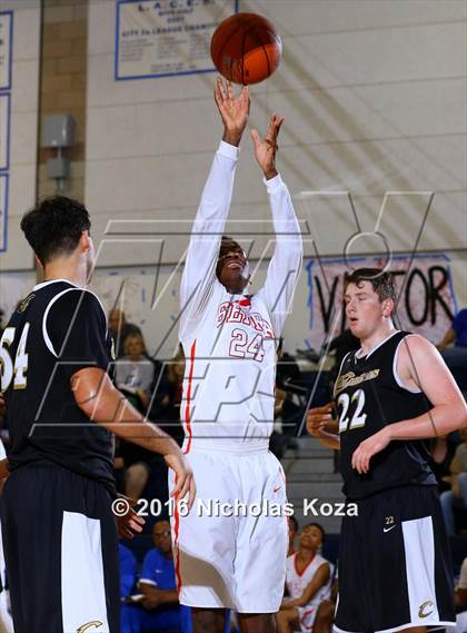 Thumbnail 3 in Serra vs. Calabasas (MLK Day Showdown) photogallery.