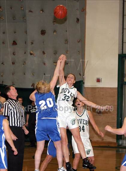 Thumbnail 1 in Salem vs. Dover (NHIAA Class L First Round) photogallery.