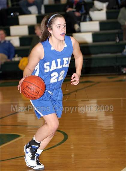 Thumbnail 1 in Salem vs. Dover (NHIAA Class L First Round) photogallery.
