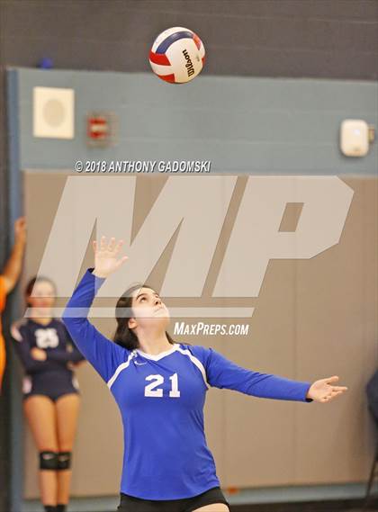 Thumbnail 2 in Brooks @ Jones (Chicago Public Schools Tournament) photogallery.