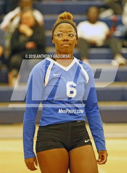 Thumbnail 3 in Brooks @ Jones (Chicago Public Schools Tournament) photogallery.