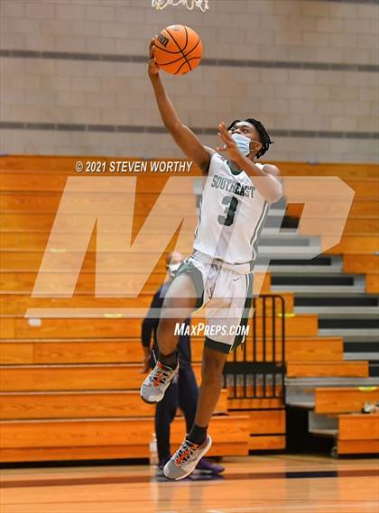 Thumbnail 3 in Apex @ Southeast Raleigh photogallery.