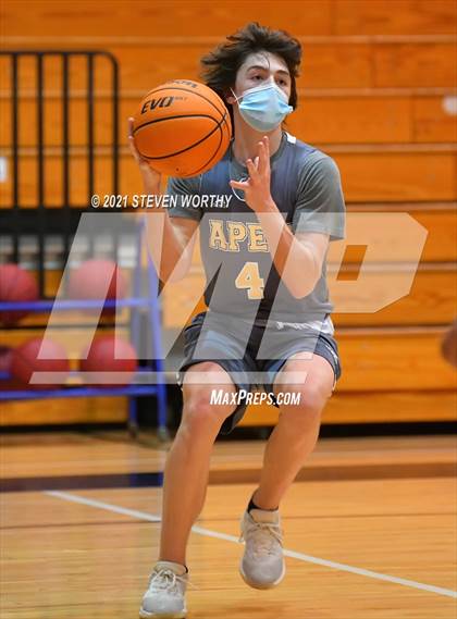 Thumbnail 2 in Apex @ Southeast Raleigh photogallery.