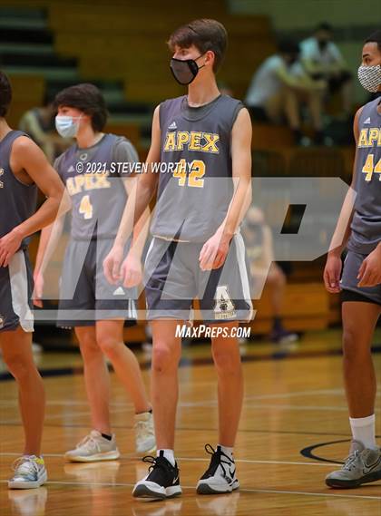 Thumbnail 3 in Apex @ Southeast Raleigh photogallery.