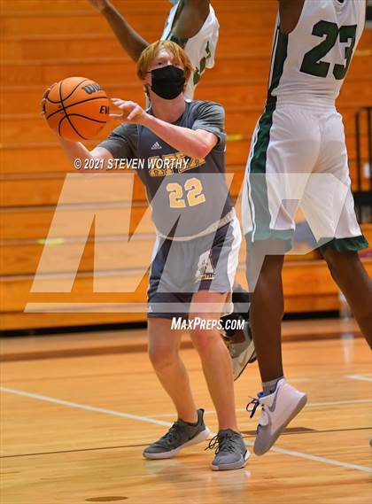 Thumbnail 2 in Apex @ Southeast Raleigh photogallery.