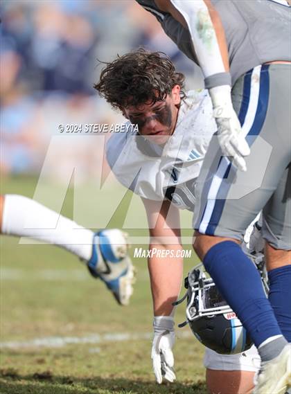 Thumbnail 3 in Valor Christian vs. Columbine (CHSAA 5A Quarterfinals) photogallery.