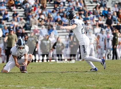 Thumbnail 3 in Valor Christian vs. Columbine (CHSAA 5A Quarterfinals) photogallery.